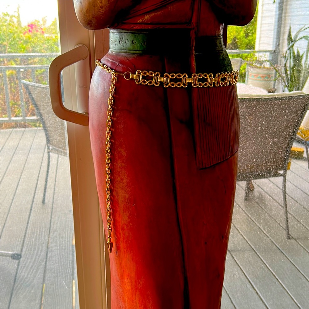 Gold Belt NEW perfect for jeans or little black dress
